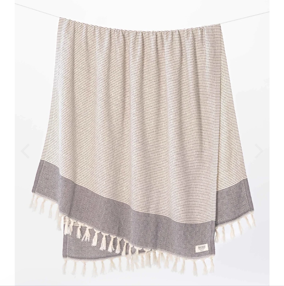Teema Towel Large